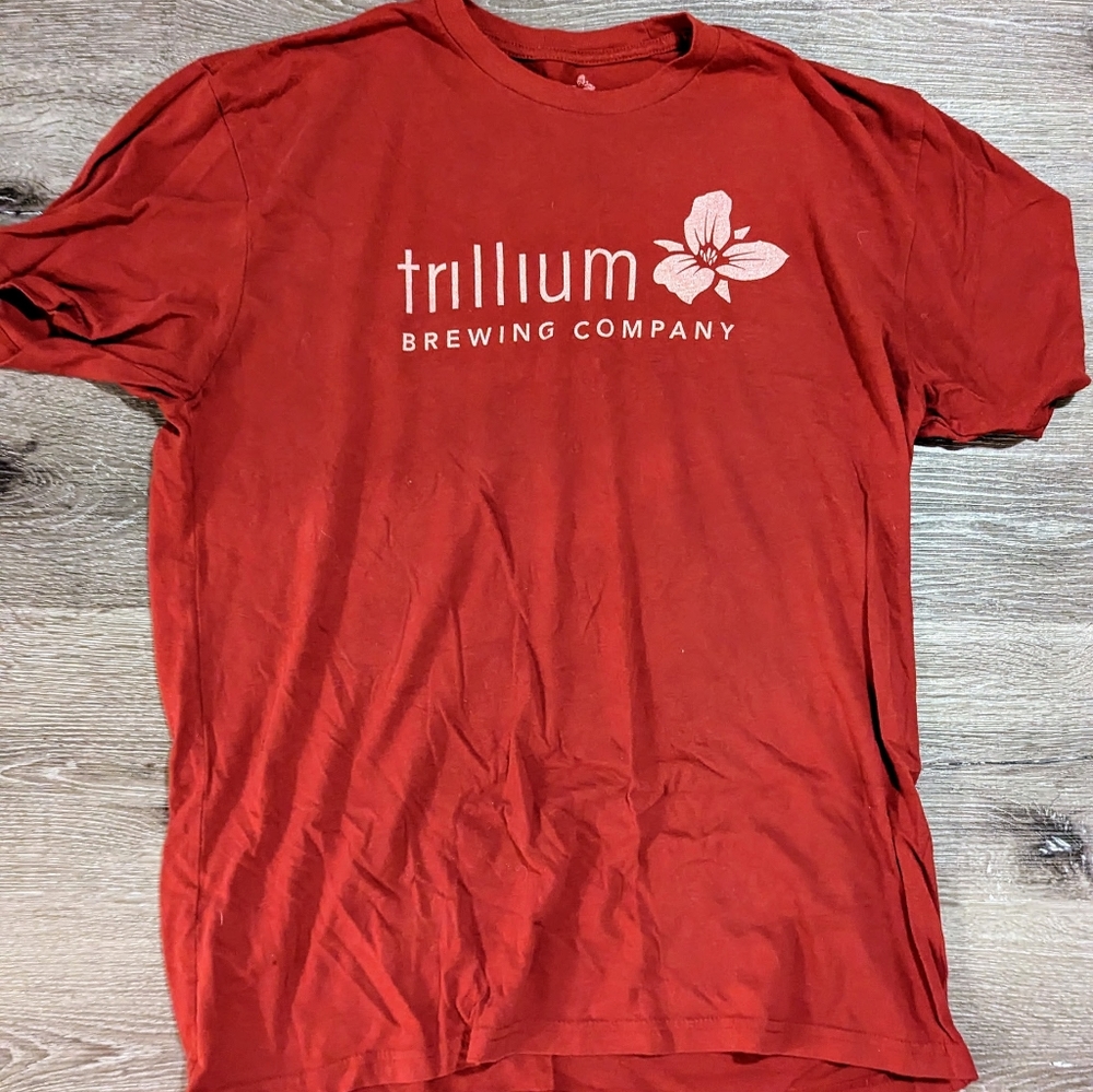 Trillium brewery t shirt size xl